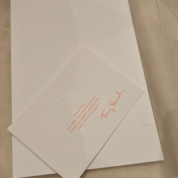 ❤️👜TORY BURCH❤️👜 Block-T Embossed Mini Tote - Picture 13 of 14